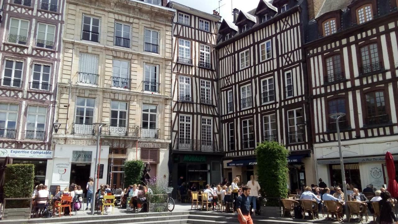 Between Historic Center And Quay, Ideal For Family รูออง ภายนอก รูปภาพ